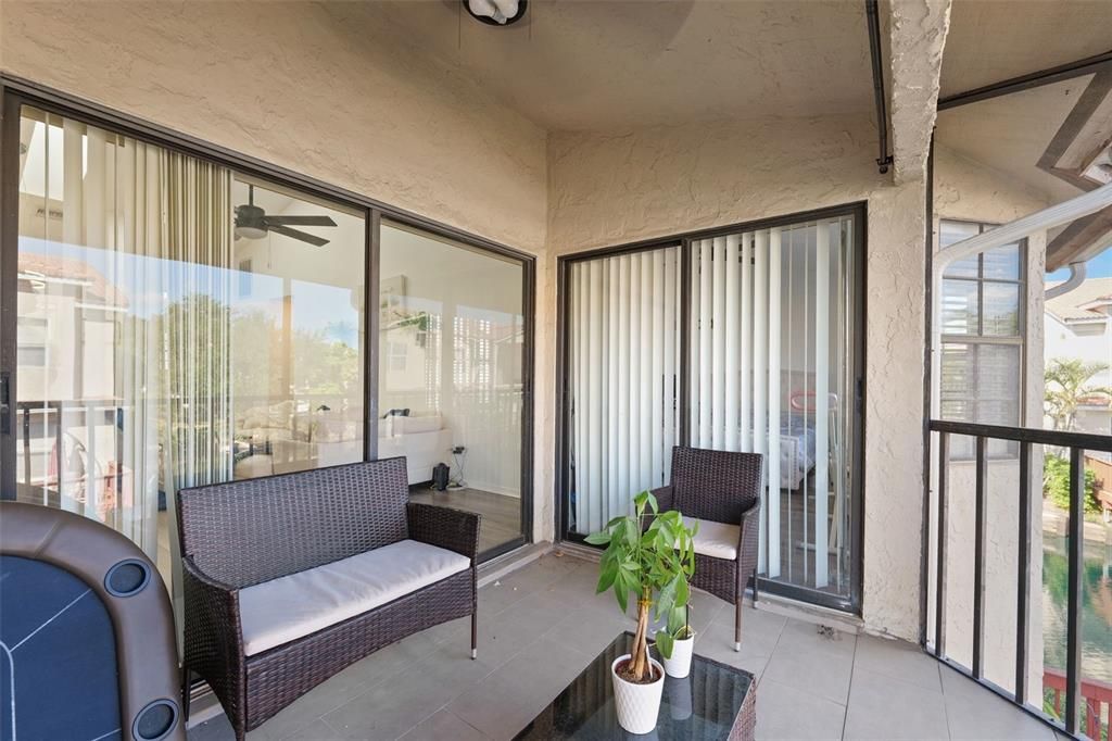 待售: $265,000 (2 贝兹, 2 浴室, 1218 平方英尺)