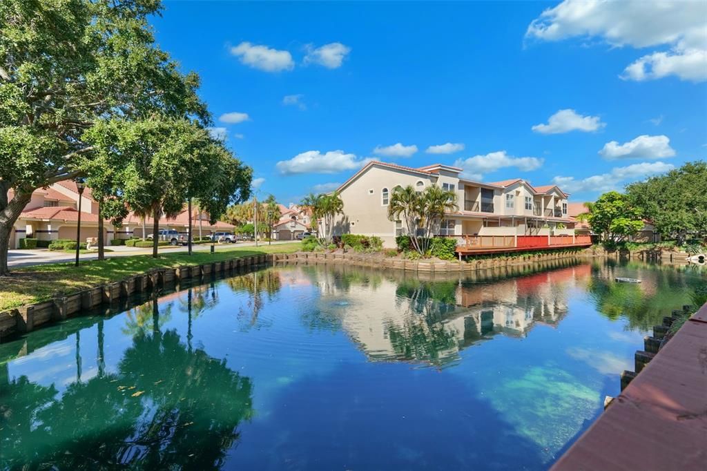 待售: $265,000 (2 贝兹, 2 浴室, 1218 平方英尺)