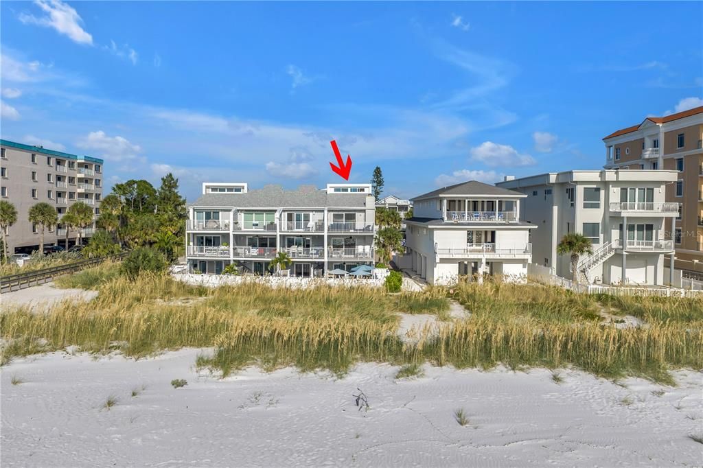 Active With Contract: $1,375,000 (3 beds, 3 baths, 1510 Square Feet)