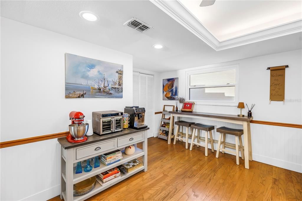 Active With Contract: $1,375,000 (3 beds, 3 baths, 1510 Square Feet)