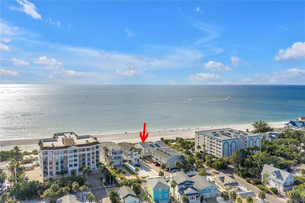 Active With Contract: $1,375,000 (3 beds, 3 baths, 1510 Square Feet)