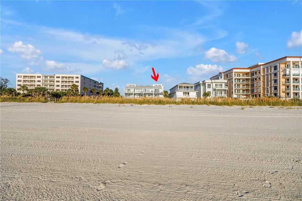 Active With Contract: $1,375,000 (3 beds, 3 baths, 1510 Square Feet)