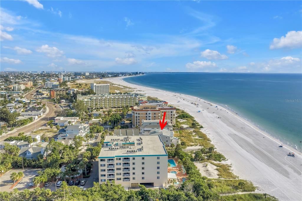 Active With Contract: $1,375,000 (3 beds, 3 baths, 1510 Square Feet)