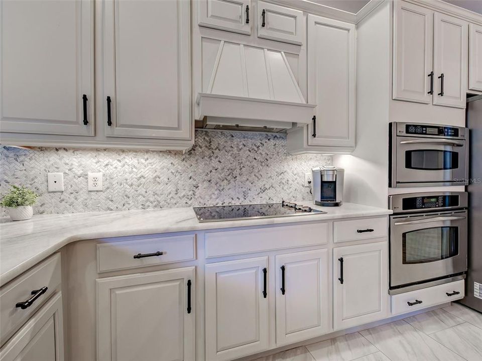 Activo con contrato: $578,500 (4 camas, 3 baños, 2430 Pies cuadrados)