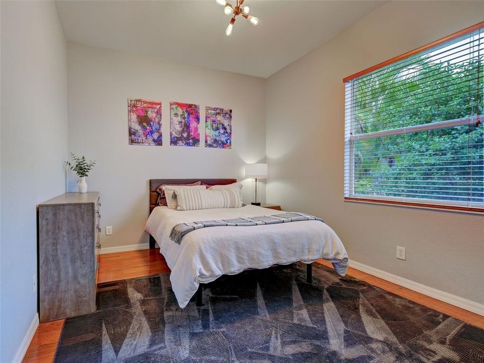 Activo con contrato: $578,500 (4 camas, 3 baños, 2430 Pies cuadrados)