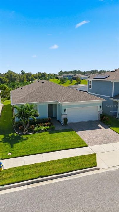 Active With Contract: $551,000 (3 beds, 2 baths, 2224 Square Feet)