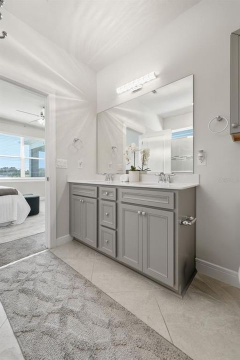 Active With Contract: $551,000 (3 beds, 2 baths, 2224 Square Feet)