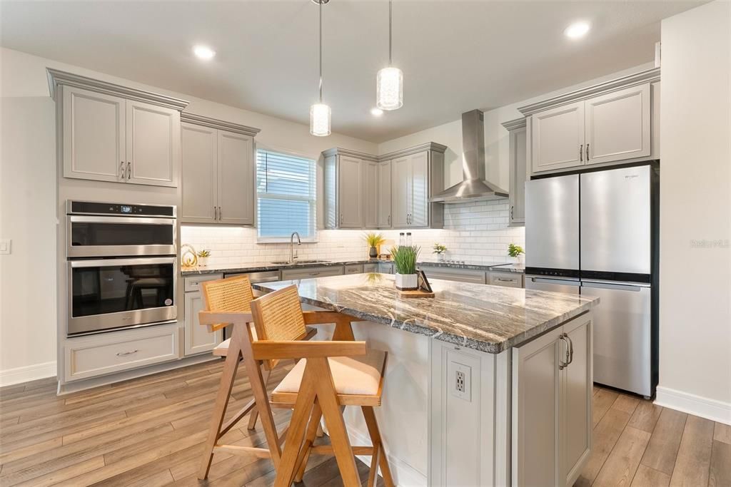 Active With Contract: $551,000 (3 beds, 2 baths, 2224 Square Feet)