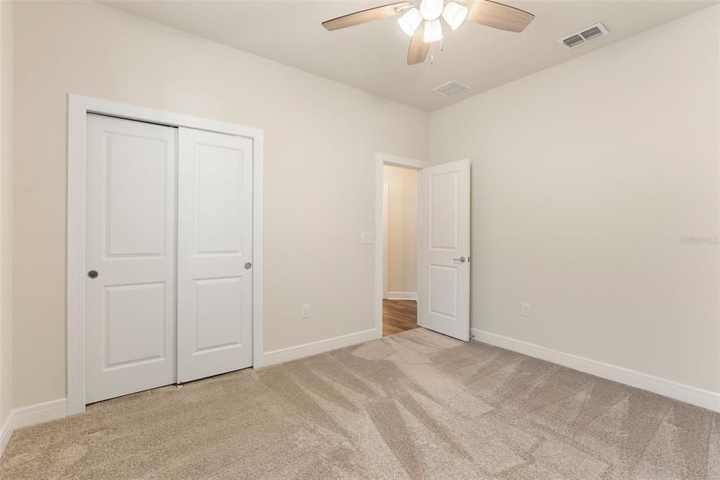 Active With Contract: $551,000 (3 beds, 2 baths, 2224 Square Feet)