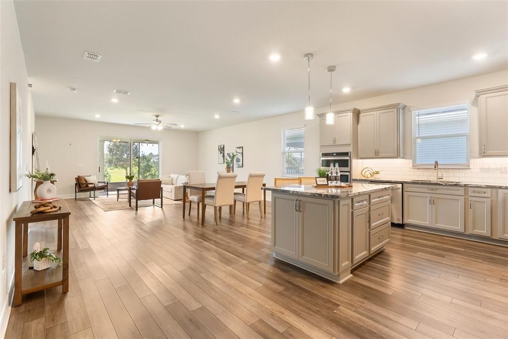 Active With Contract: $551,000 (3 beds, 2 baths, 2224 Square Feet)