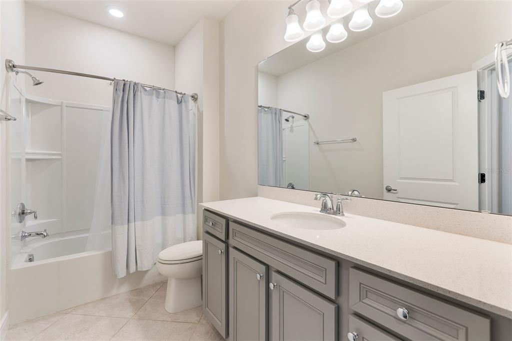 Active With Contract: $551,000 (3 beds, 2 baths, 2224 Square Feet)