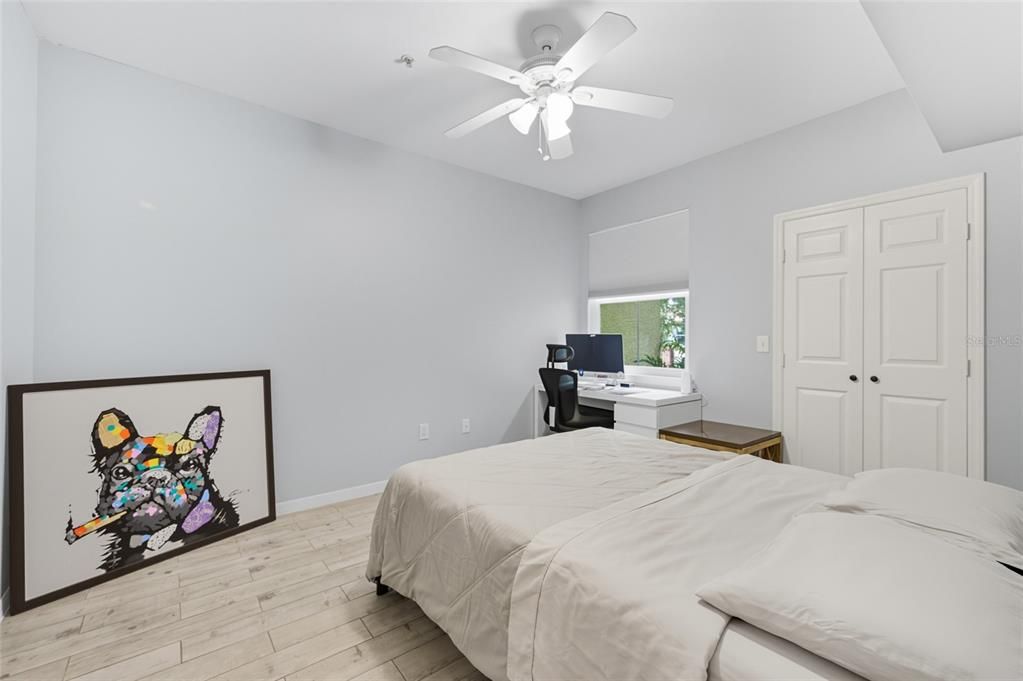 For Sale: $149,900 (1 beds, 1 baths, 598 Square Feet)