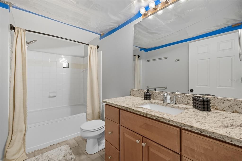 For Sale: $149,900 (1 beds, 1 baths, 598 Square Feet)