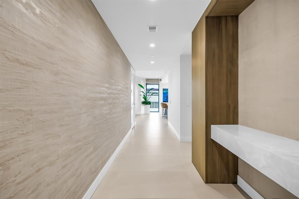 For Sale: $2,625,000 (3 beds, 4 baths, 2712 Square Feet)