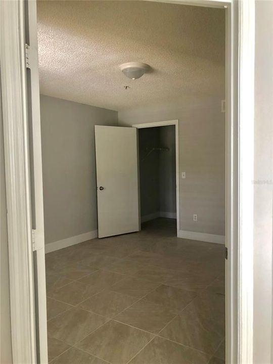 For Rent: $1,350 (1 beds, 1 baths, 762 Square Feet)