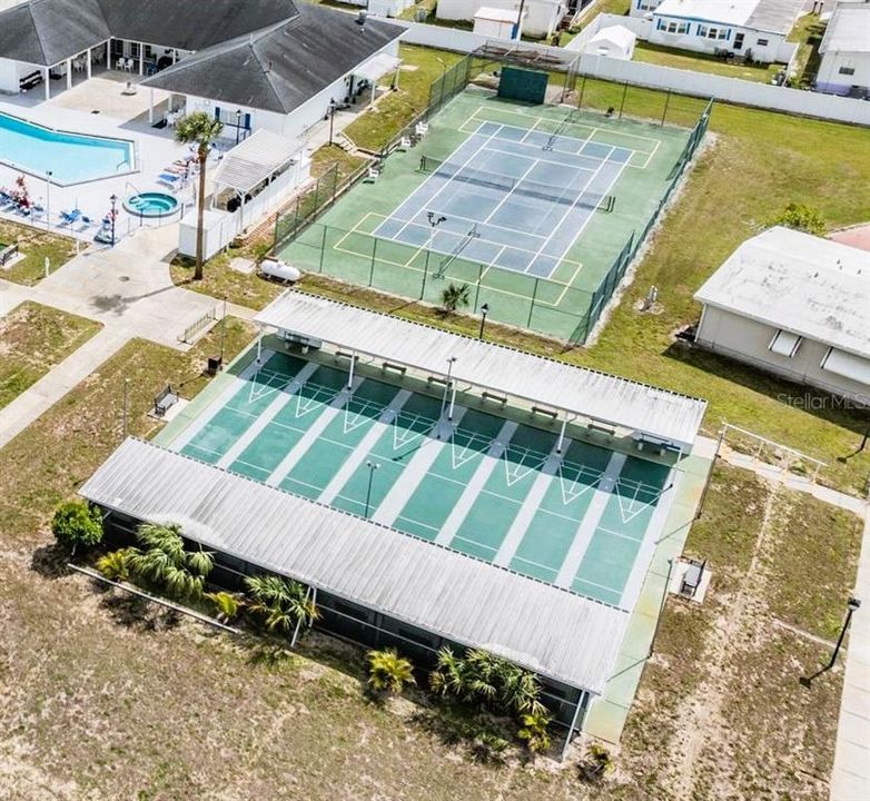 Под контрактом: $133,000 (3 спален, 2 ванн, 1368 Квадратных фут)