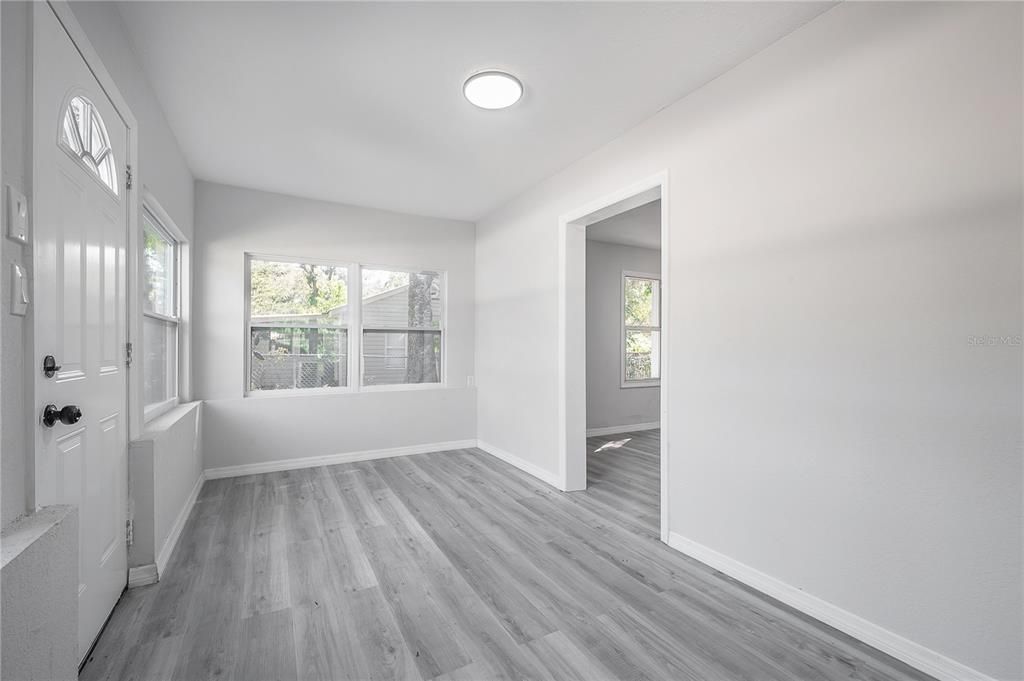 En Renta: $1,950 (3 camas, 2 baños, 1187 Pies cuadrados)