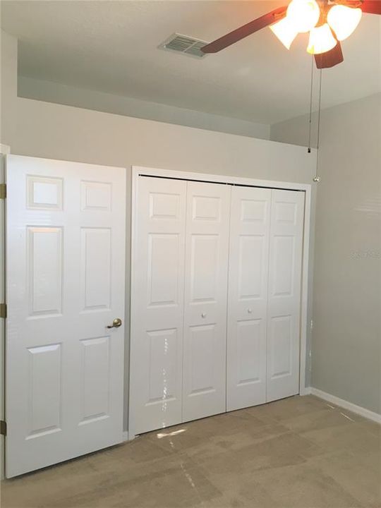 For Rent: $1,900 (4 beds, 2 baths, 1913 Square Feet)