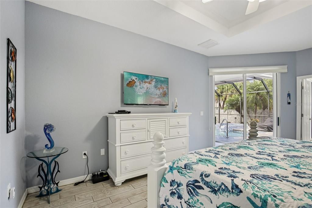 Active With Contract: $499,500 (3 beds, 2 baths, 2064 Square Feet)