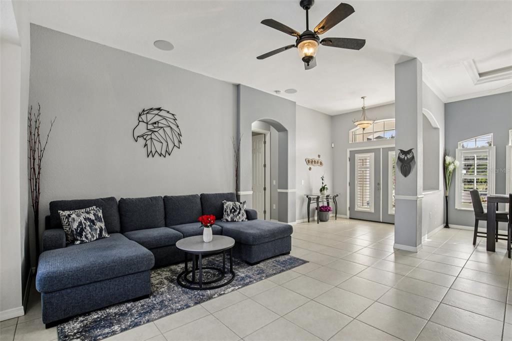Active With Contract: $499,500 (3 beds, 2 baths, 2064 Square Feet)