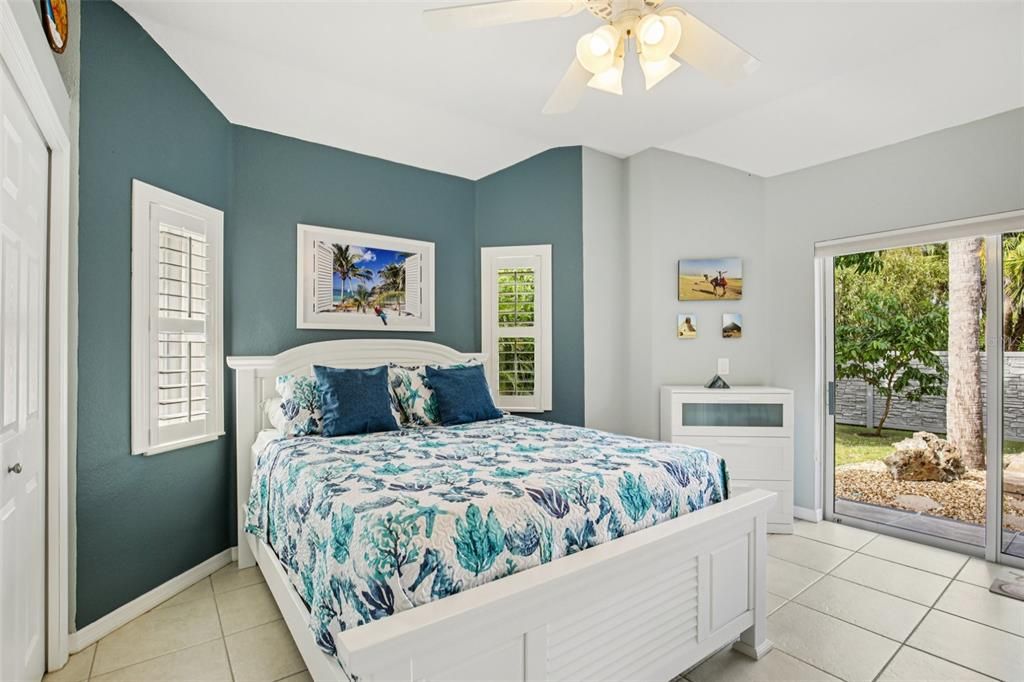 Active With Contract: $499,500 (3 beds, 2 baths, 2064 Square Feet)