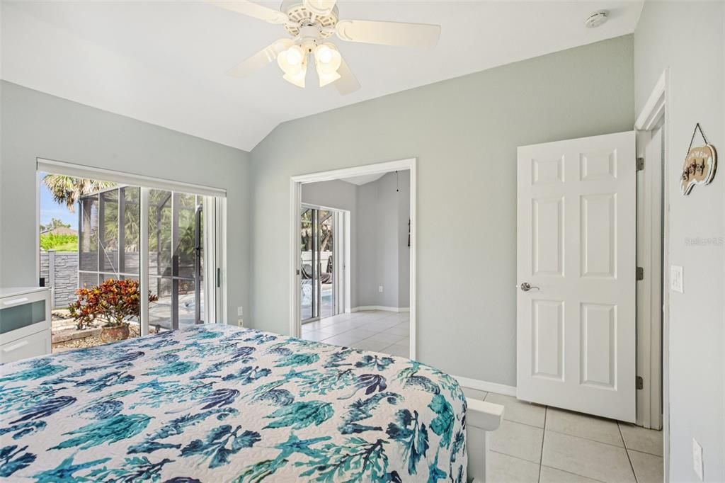 Active With Contract: $499,500 (3 beds, 2 baths, 2064 Square Feet)