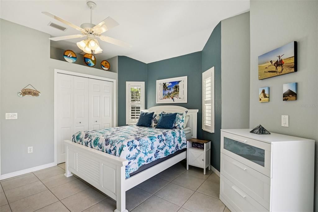 Active With Contract: $499,500 (3 beds, 2 baths, 2064 Square Feet)