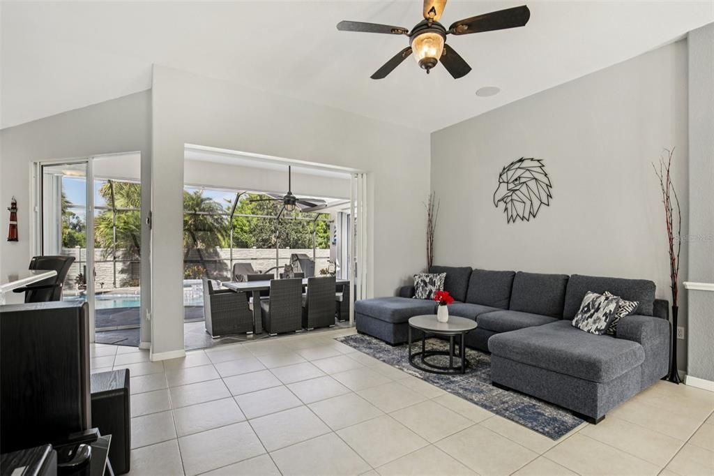 Active With Contract: $499,500 (3 beds, 2 baths, 2064 Square Feet)