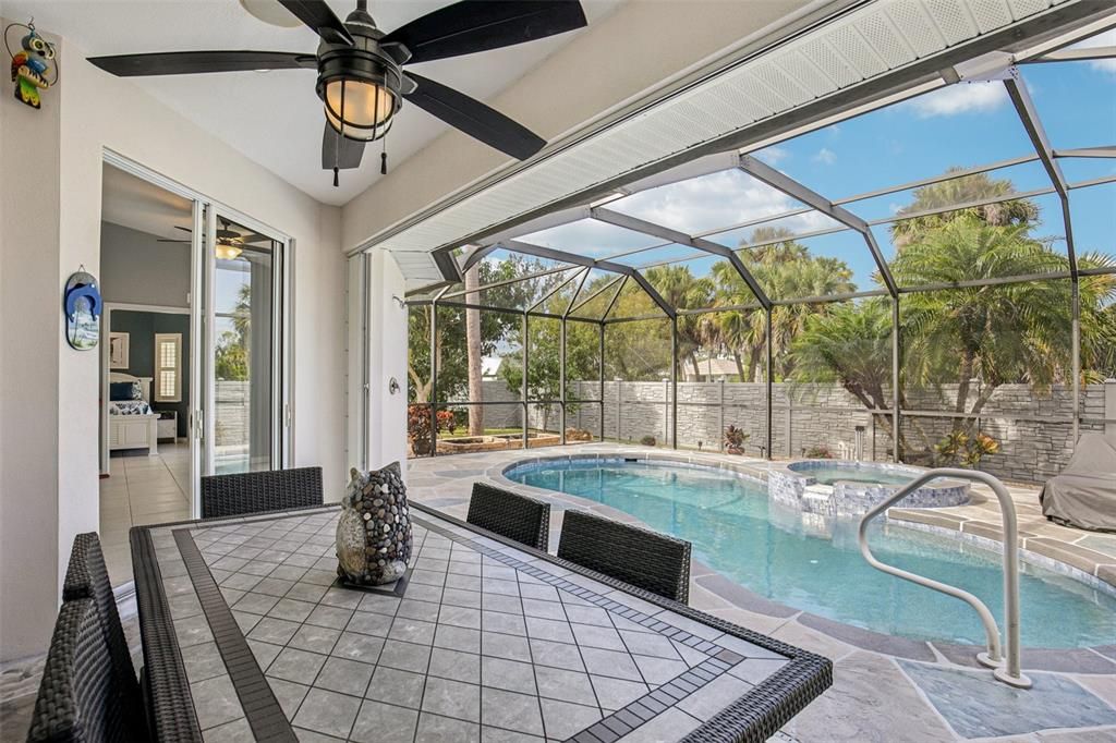 Active With Contract: $499,500 (3 beds, 2 baths, 2064 Square Feet)