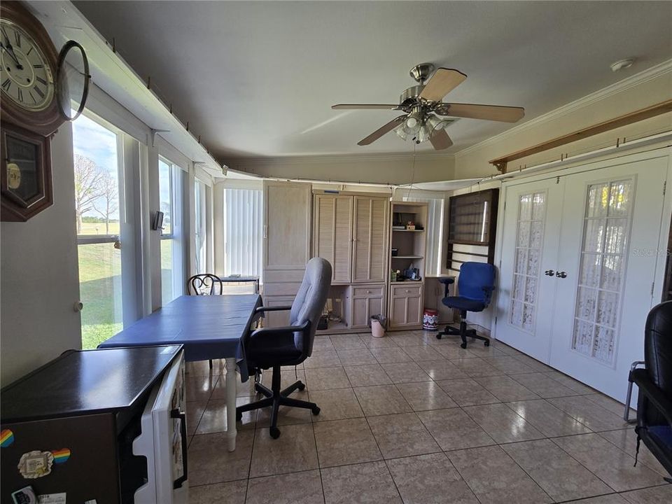 待售: $320,000 (3 贝兹, 2 浴室, 1910 平方英尺)