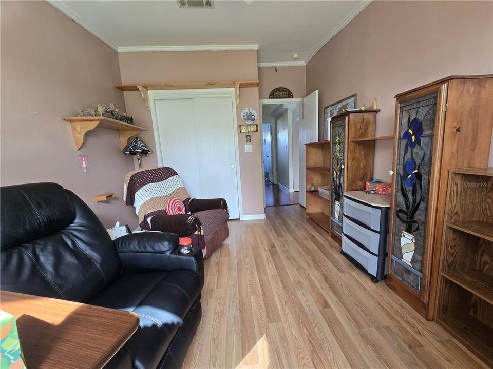 待售: $320,000 (3 贝兹, 2 浴室, 1910 平方英尺)