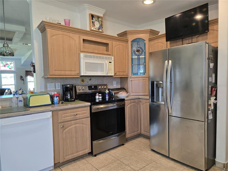 待售: $320,000 (3 贝兹, 2 浴室, 1910 平方英尺)