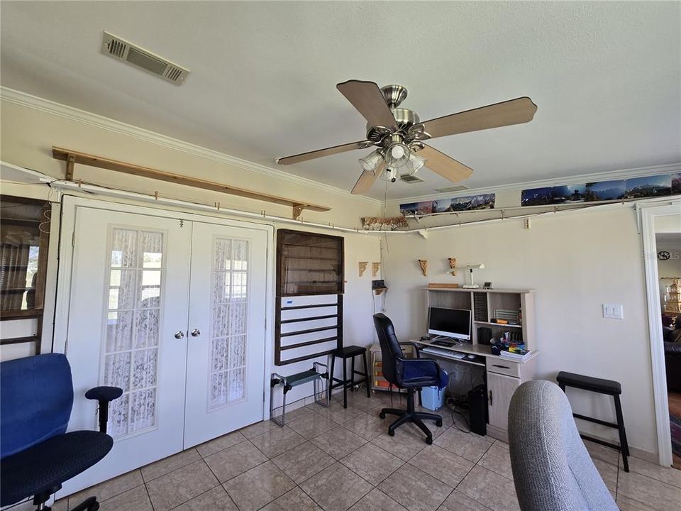 待售: $320,000 (3 贝兹, 2 浴室, 1910 平方英尺)