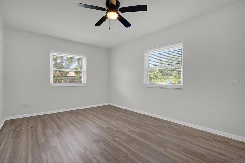 En Venta: $329,000 (3 camas, 2 baños, 2039 Pies cuadrados)