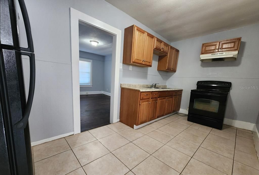 В аренду: $1,150 (2 спален, 1 ванн, 1235 Квадратных фут)