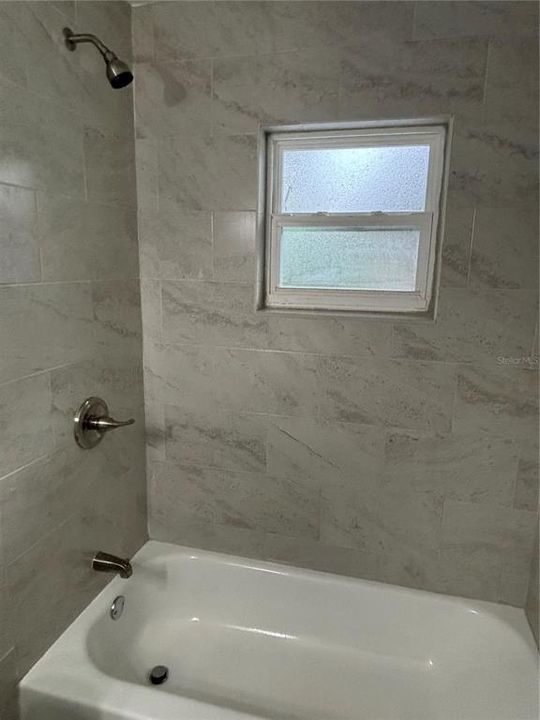 For Sale: $245,000 (3 beds, 1 baths, 1595 Square Feet)