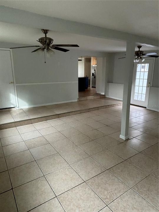 For Sale: $245,000 (3 beds, 1 baths, 1595 Square Feet)