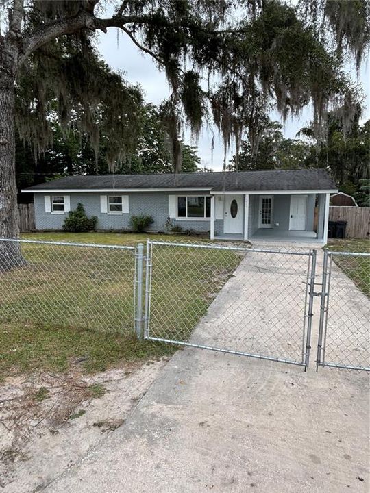 For Sale: $245,000 (3 beds, 1 baths, 1595 Square Feet)