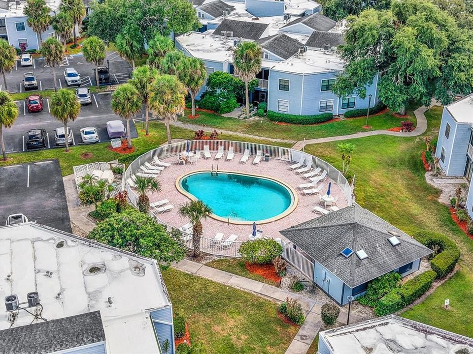 Active With Contract: $149,000 (2 beds, 2 baths, 820 Square Feet)