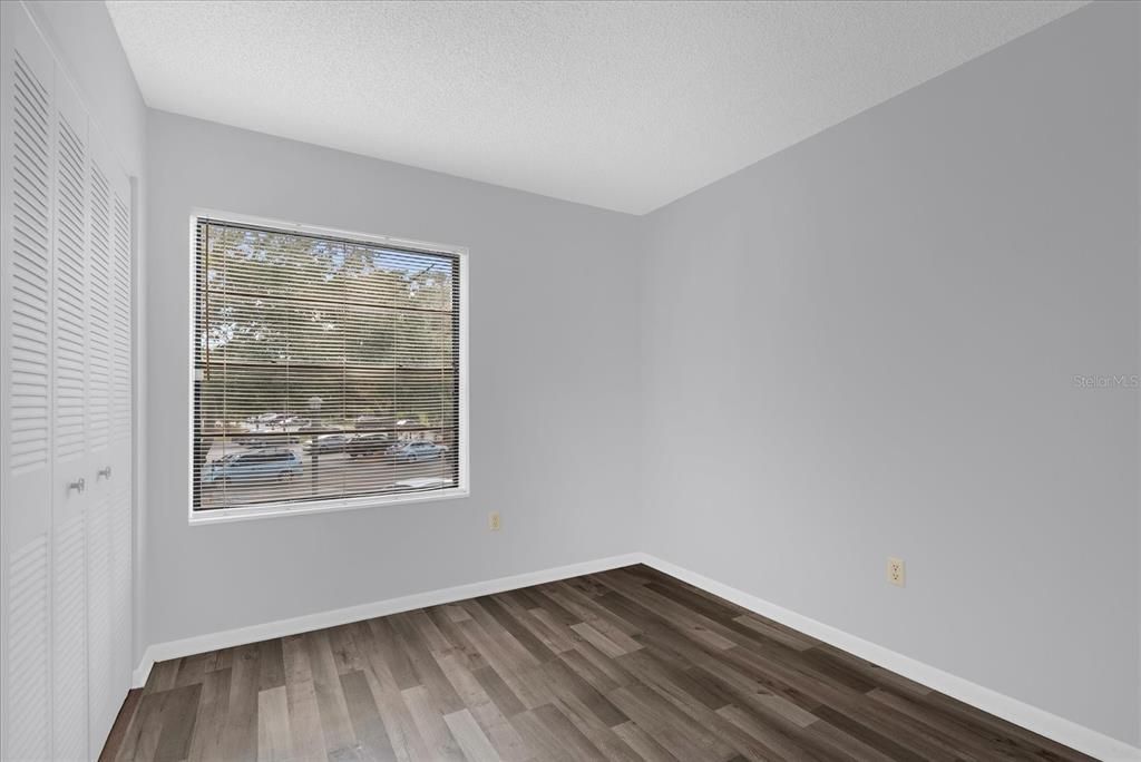 Active With Contract: $149,000 (2 beds, 2 baths, 820 Square Feet)