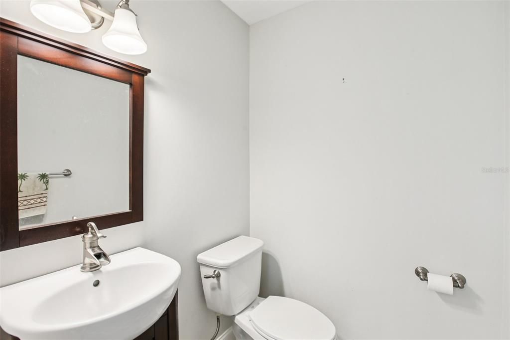 For Sale: $830,000 (3 beds, 2 baths, 2314 Square Feet)