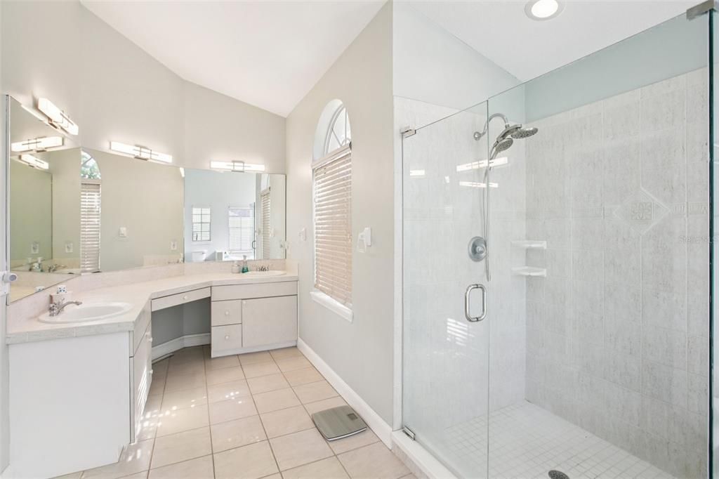 For Sale: $830,000 (3 beds, 2 baths, 2314 Square Feet)