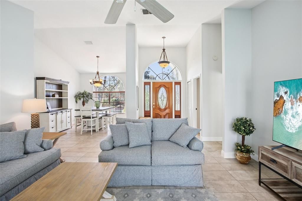 For Sale: $830,000 (3 beds, 2 baths, 2314 Square Feet)