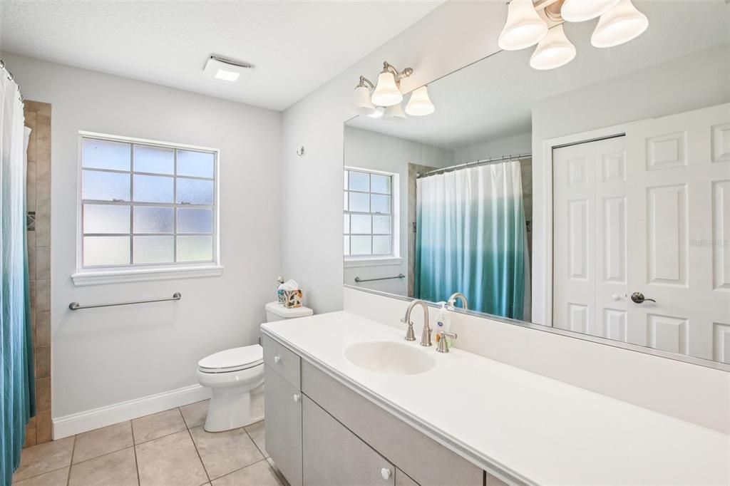 For Sale: $830,000 (3 beds, 2 baths, 2314 Square Feet)