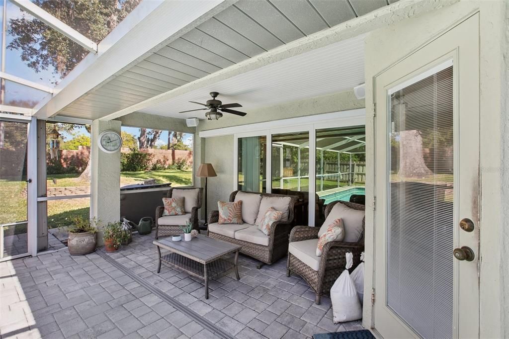 For Sale: $830,000 (3 beds, 2 baths, 2314 Square Feet)