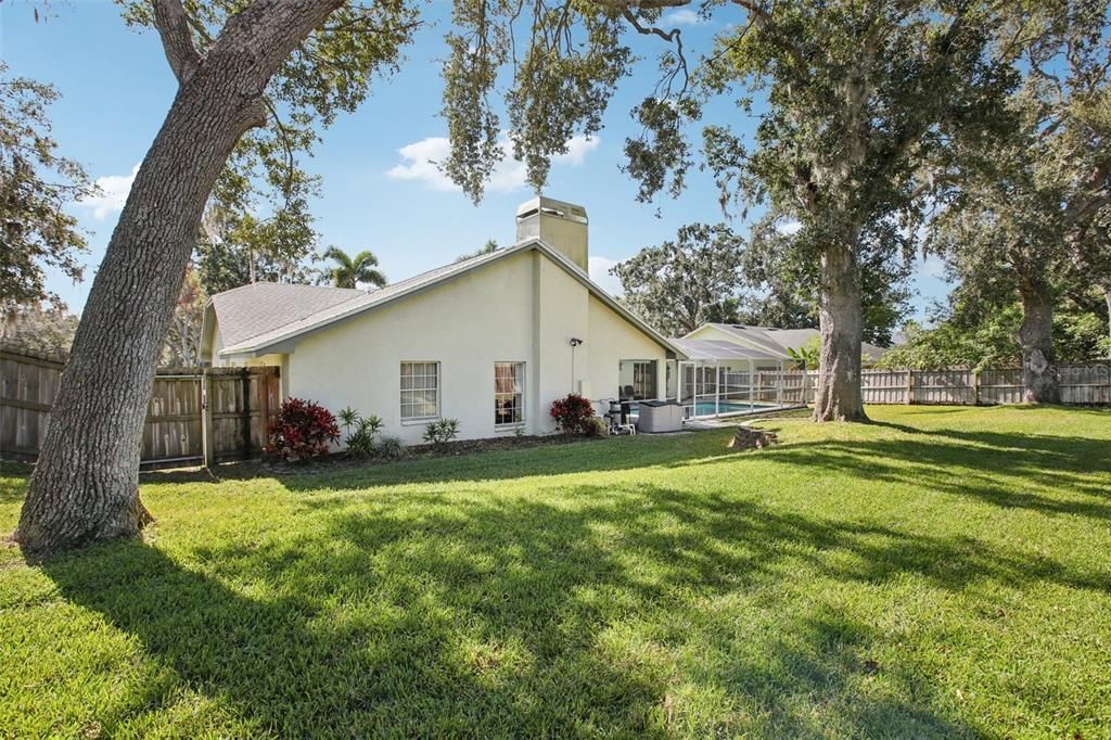 For Sale: $830,000 (3 beds, 2 baths, 2314 Square Feet)