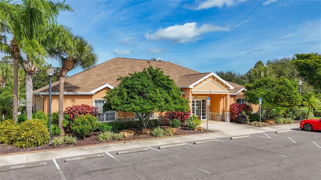 For Sale: $284,500 (2 beds, 2 baths, 1228 Square Feet)