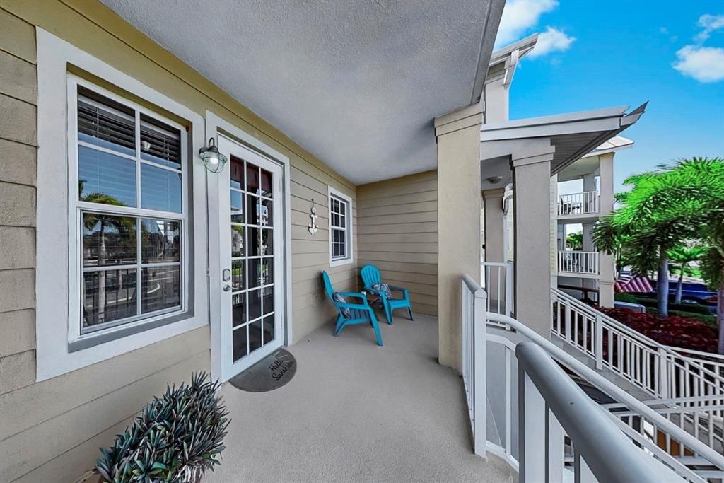 Active With Contract: $299,000 (2 beds, 1 baths, 1110 Square Feet)