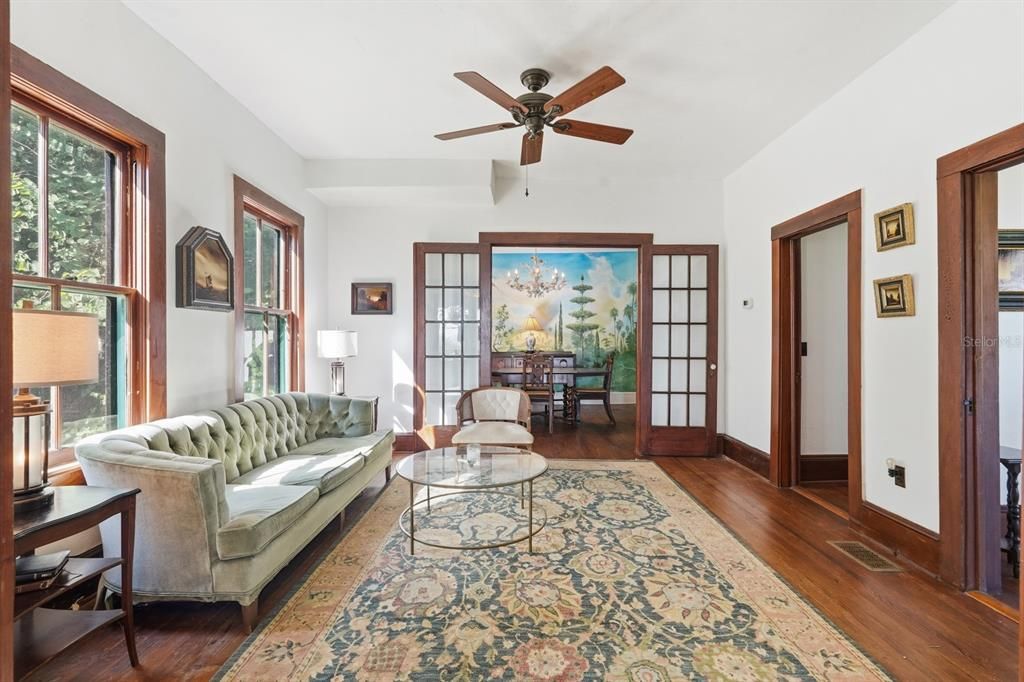 For Sale: $874,900 (6 beds, 3 baths, 2618 Square Feet)