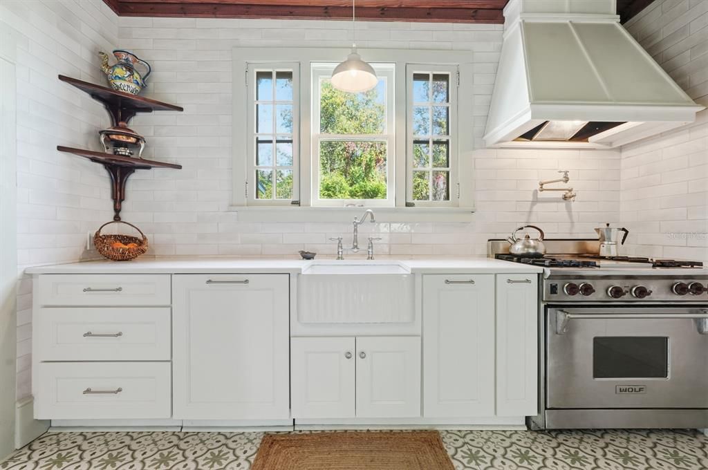 For Sale: $874,900 (6 beds, 3 baths, 2618 Square Feet)